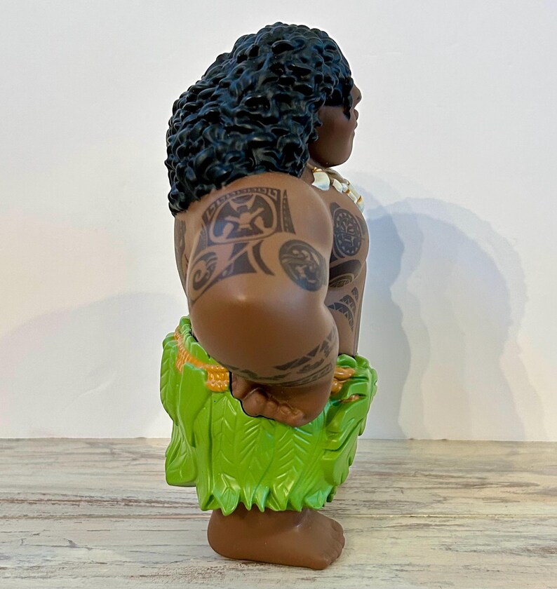 Figura de acción coleccionable de Disney Moana Maui de 8 pulgadas, juguete de plástico duro imagen 5