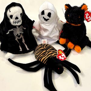 Vintage Selection of Ty Halloween Beanie Babies/Baby Collectible Plush Stuffed Toys