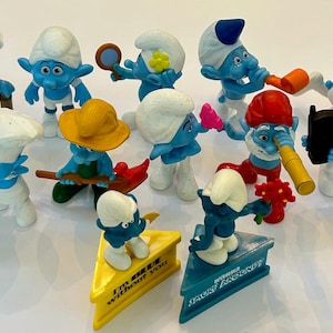 McDonalds Happy Meal Smurf PVC Figures: Collectible Toy