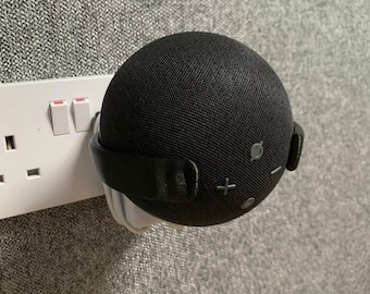 Amazon Echo 4th Generation holder from plug