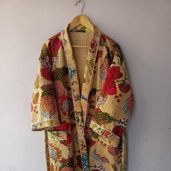 Indien Fait à la main Kantha Quilt Jacket Kimono Femmes Porter Boho Beige Couleur Front Ouvert Veste Matelassée