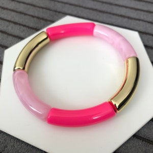 Bracelet élastique avec perles tube incurvé en acrylique image 3