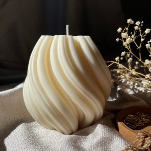 Large Soy Candle | Twist Sculptural | Irregular Design | Handmade | Natural | Unique Gift | Aesthetic | Decorative Pillar Candles