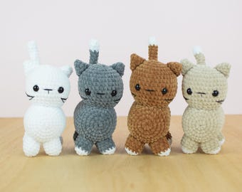 Mouse the cat crochet pattern. Make your own cute cat amigurumi. Pattern only, available in English and Dutch. DIY crochet amigurumi pattern