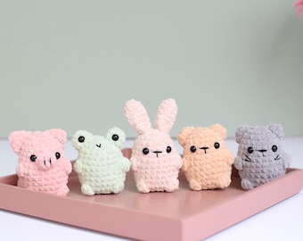Tiny chubby bear, bunny, cat, frog and pig crochet pattern. Make your own cute tiny chubby animals. Amigurumi pattern in English.