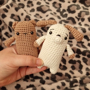 Small long bear and dog crochet pattern. Create your own cute amigurumi bear and dog. Pattern-only. Available in Dutch and English DIY
