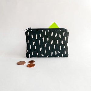 Cartera de tela de color negro con motas blancas / Billetero y monedero hecho a mano