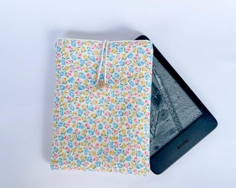 Floral Kindle Sleeve | Handmade Padded Kindle Case | Flower E-Reader Cover | Book Lover Gift | Cozy Kindle Pouch