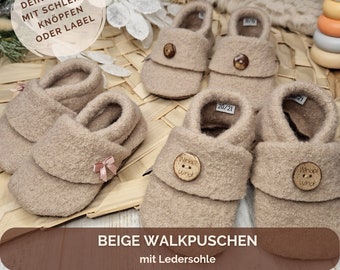 Beige Wollwalk-Kinderpuschen mit Ledersohle | Wärmende Hausschuhe aus Wolle und Leder für Babys & Kinder | Individualisierbare Schühchen