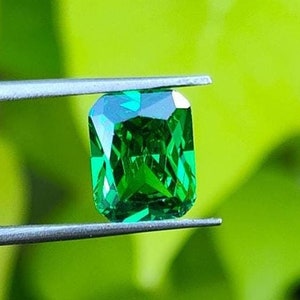 Cubic Zirconia AAA Best Quality Cubic Zirconia Octagon Shape Emerald Green Special Color CZ Loose Stones (2x4mm to 12x16mm)