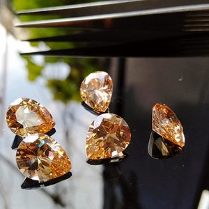 Cubic Zirconia AAA Quality Cubic Zirconia Pear Shape champagne Color CZ Loose Stones (2x4mm to 10x12mm) Cubic Zirconia