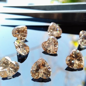Zirkonia AAA Qualität Zirkonia Herzform Champagner Farbe CZ Lose Steine (2 mm-8 mm) Cubic Zirkonia