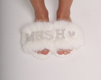 Customizable Pearl Bridal Slippers: Fluffy Bride Gift