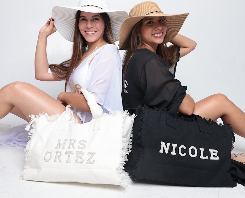 Bridesmaid Tote, Tote for Bride, Gift for Bride, Fringe Bag with pearls, Honeymoon Bag, Honeymoon gift for Bride, Personalized Bride Tote