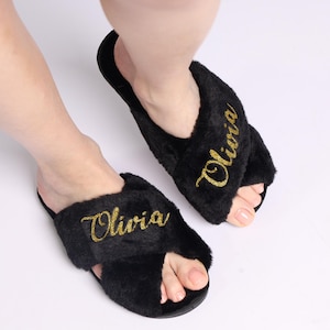 Custom Fluffy Slippers: Personalized Quinceañera Gift