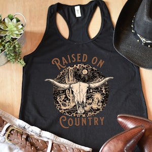 Cow skull tank, Country Music shirt, Cowgirl shirt, Bull horn wester tank top, Country concert tank, Longhorn skull tank, Rodeo cowgirl tank