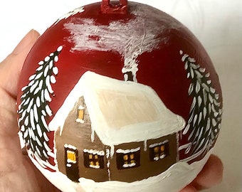 Handbemalte Christbaumkugel rot Berghütte im Schnee Hütte Cabin in the snow Weihnachtsschmuck Weihnachtskugel Baumschmuck Handarbeit weinrot