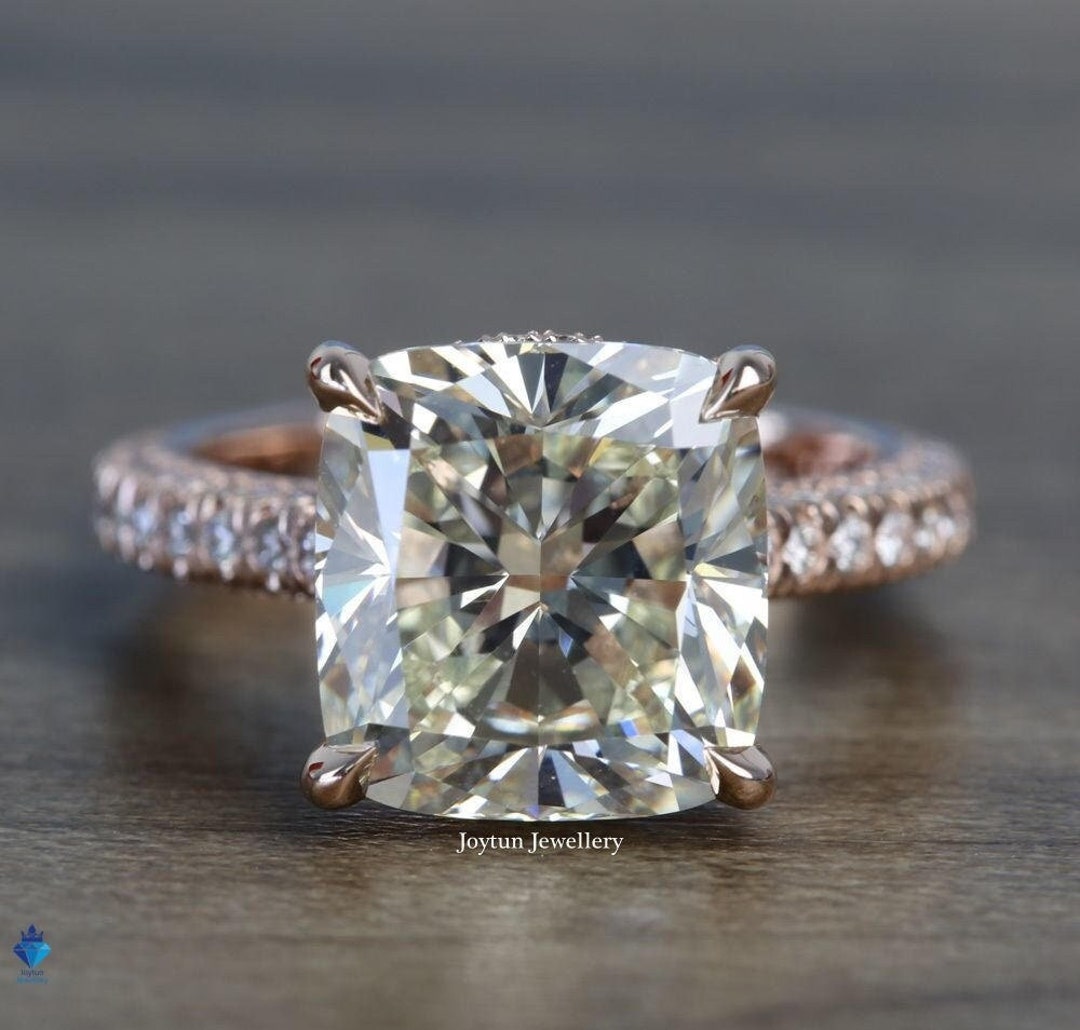 Antique Cushion Cut Moissanite Engagement Ring, Wedding