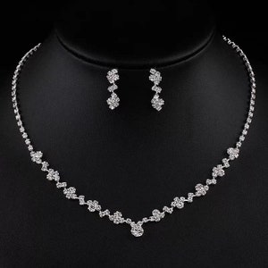Bruidssieradenset, prinsessenkettingset, sprankelende ketting, armband en oorbel zirkonia sieraden, sieraden cadeau