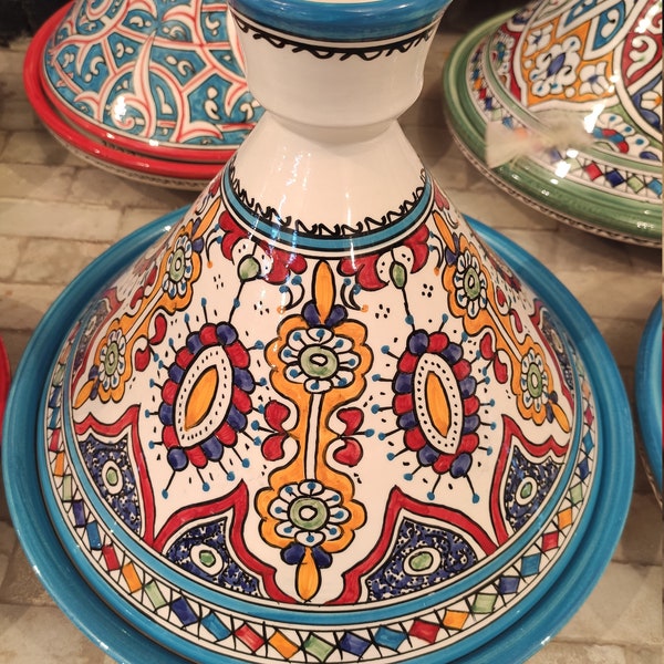 Tajine pour la cuisson édition spéciale pour le feu à utiliser directement sur le gaz ou à l’intérieur du four.