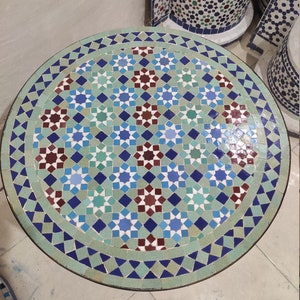 Handmade mosaic table 100% for outdoor / indoor. promotional link is on the description