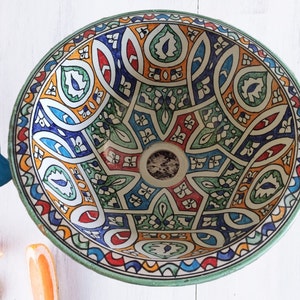 Farmhouse vessel sink for bathroom in mosaic colours