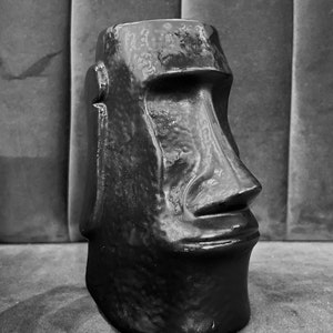 Tiki Mug | MOAI | Black Ceramic | 650 ml
