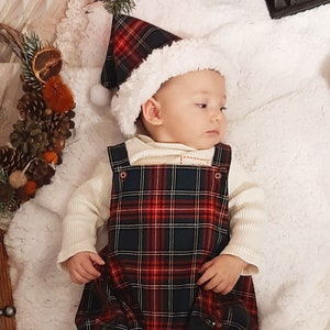 Red Plaid Baby Christmas Romper & Hat Set: Viscose Holiday Outfit (0-3 Ages)