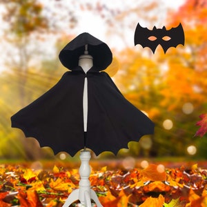 Halloween Kids Bat Costume Cape and Bat Mask for Kids - Unisex Girl and Boy Hooded Bat Cloak with Bat Wing Design