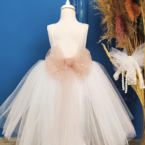 White Tulle Flower Girl Dress: Elegant Princess Party Dress