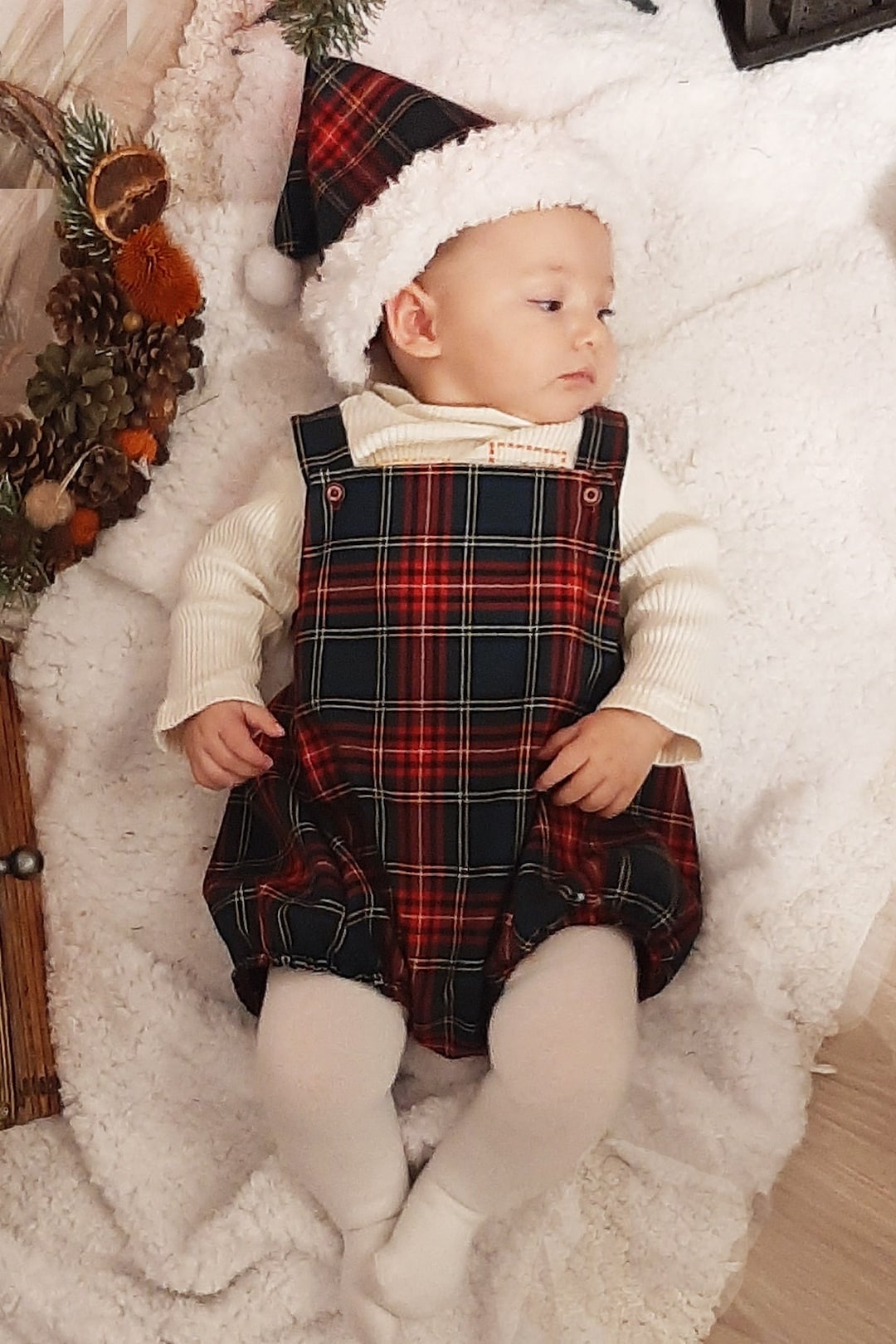 Completo natalizio con tutina e cappello a quadri rossi per neonati