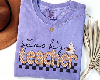 Comfort Colors® Teacher Halloween Shirt, Halloween Teacher Shirt, Spooky Teacher T-shirt, Trick or Teach Shirt, Retro Ghost Teacher Shirt