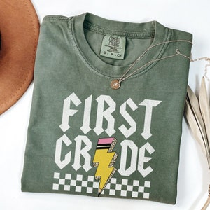 Retro 1st Grade Teacher Shirt Comfort Colors, First Grade Teacher Tshirt, 1st Grade T-Shirt, Elementary School Teacher Team Crew Tees