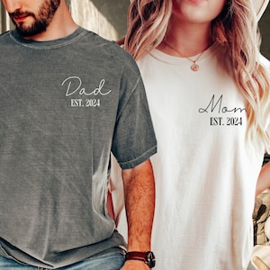 Custom Mom and Dad Shirts, Mom Est 2024, Mama and Dad Shirts, Dad Pregnancy Announcement Shirts, Gift For Mom and Dad, Comfort Colors