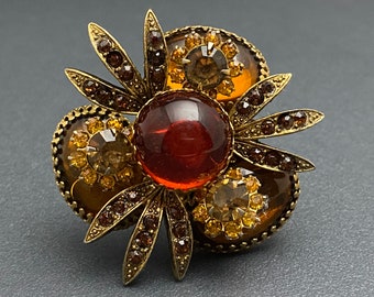 LARGE Vintage Gold Tone Amber Lucite Glass & Rhinestone Flower Pin Brooch 