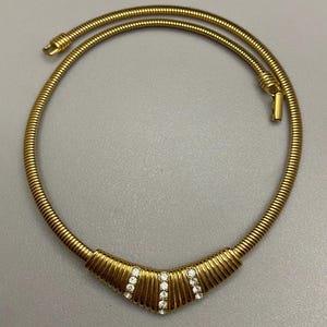 Vintage Signed Trifari Gold Tone Snake Chain Rhinestone Collar Choker Necklace