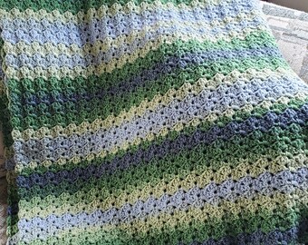 Crocheted Afghan, Shell stitch pattern