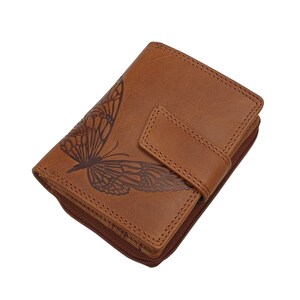 Kleine Echt Rindleder Damen Geldbörse / Geldbeutel / Portemonnaie / Geldtasche mit Schmetterling Motiv und RFID & NFC Schutz Cognac
