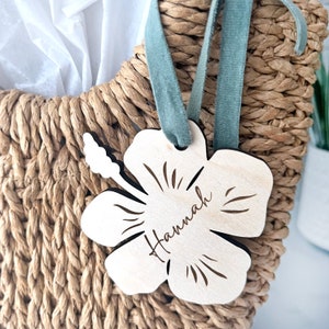 Hibiscus Flower Engraved Wood Gift Tag - Tropical Wedding - Bridesmaid Gift - Beach Wedding Favor