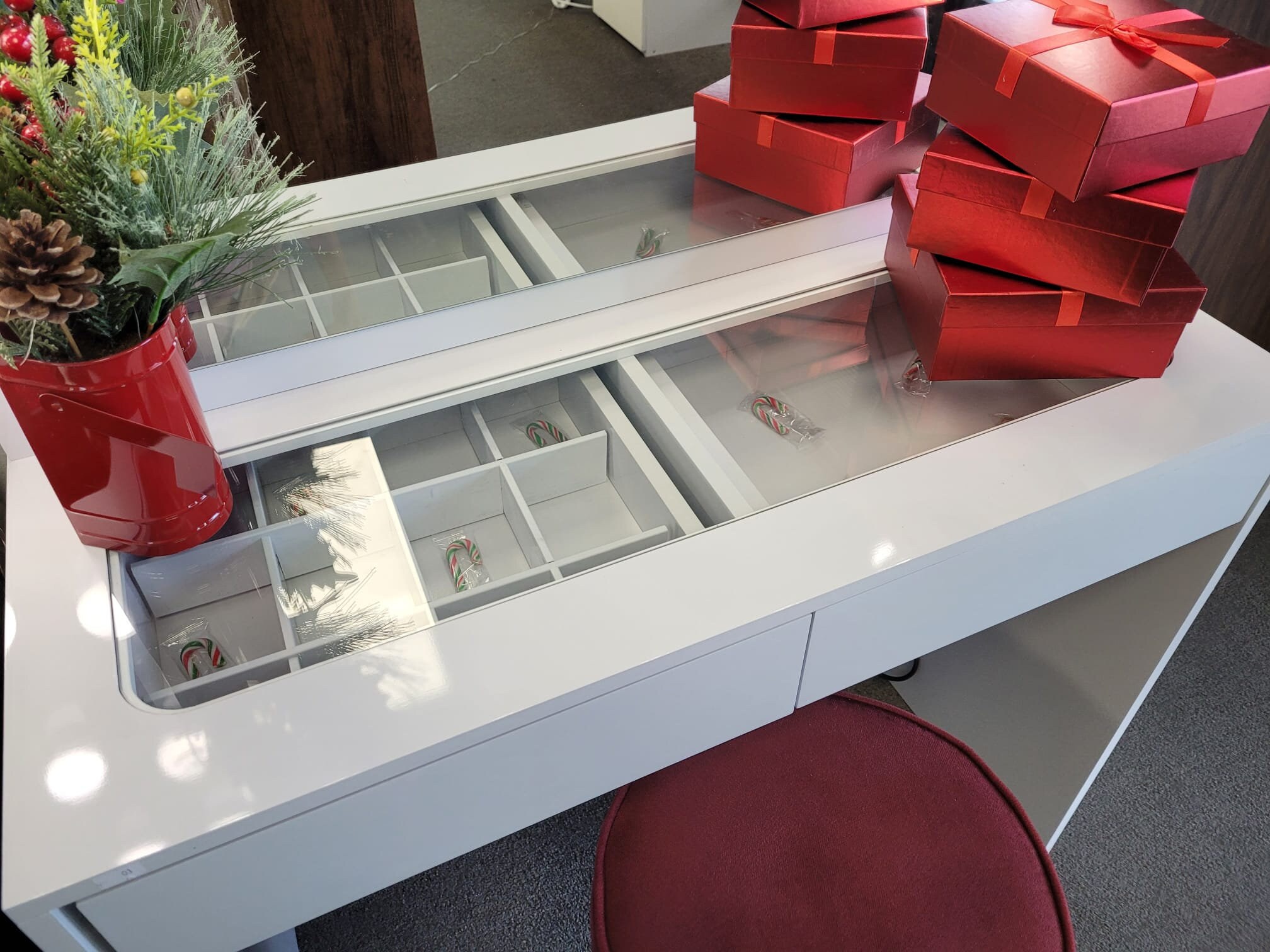 02 Drawers Glass Top Dressing Table With Mirror and Set of 10 Etsy UK