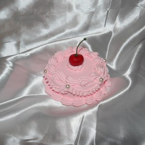 Vintage-Style Pink Cherry Pearl Mini Fake Cake Wall Hanging! Includes FREE Accessory!