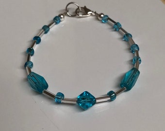 Blue and silver bracelet, elegant for women, silver lobster clasp closure