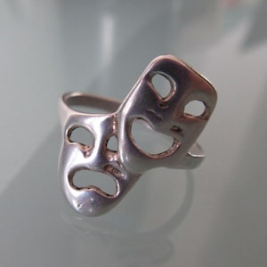 Vintage Sterling Silver Comedy/Tragedy Mask-Duel Faces-Theater Drama Masks Ring, Anonymous Ring, Hallmarks
