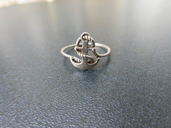 Vintage Silver Anchor / Rope Ring, Ladies Sailors… - image 3