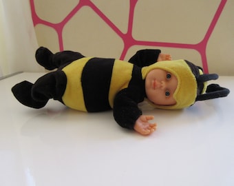 Vintage Anne Geddes Bee Doll , Unimax Toy, Yellow & Black Velvet Plush-Bee Suit, Collectible Doll, Stuffed Animal Toy, 24cm Tall