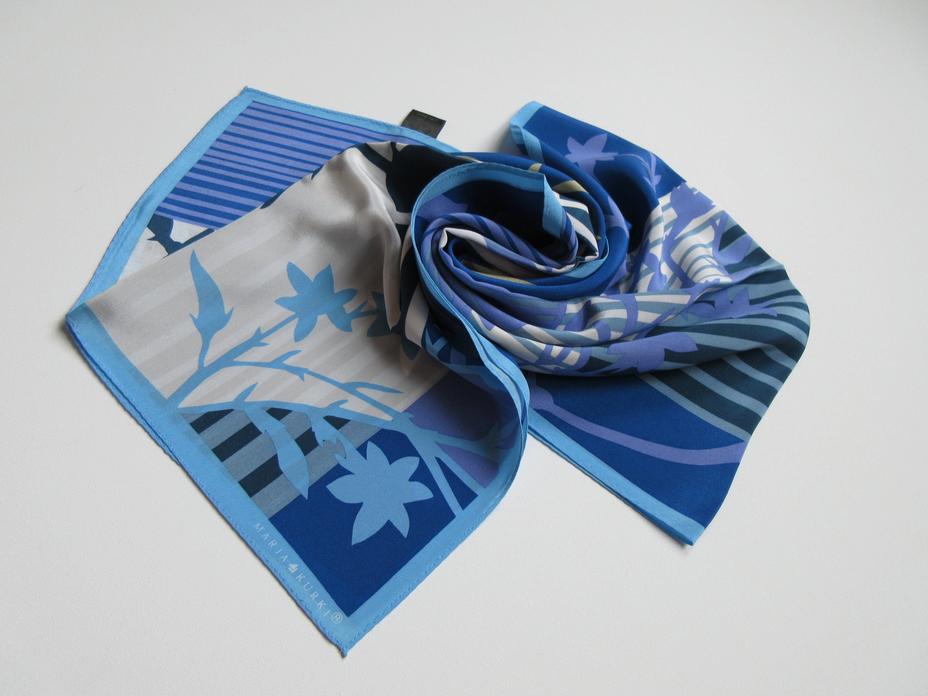 Marja Kurki Vintage Finnish Design Lovely Blue Floral Neck Marja Kurki Vintage Finnish Design Lovely Blue Floral Neck