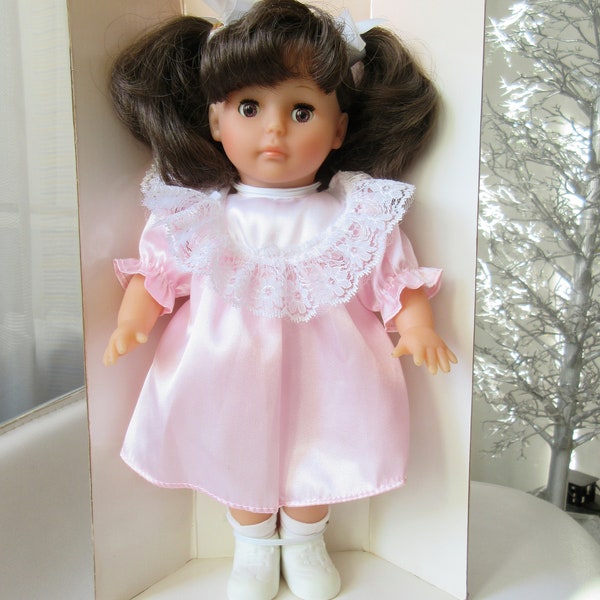 Vintage 'Lissi Batz' Brunette Girl Doll / Dress Designed by Annelise S.Batz 13''Tall  Vinyl w/Cloth Body w/Box