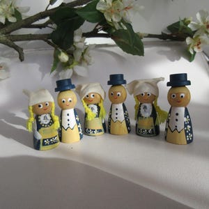 Vintage Swedish 2.5&#39;&#39; Peg Dolls-Three Couples Hand-Painted Wooden Dolls in Folk Costume Blue&Yellow Handcraft Miniature Scandinavian Dolls