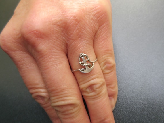 Vintage Silver Anchor / Rope Ring, Ladies Sailors… - image 2