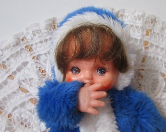 ヴィンテージ 1974年 モンチッチ 人形：泣き顔、おしゃぶり、日本製